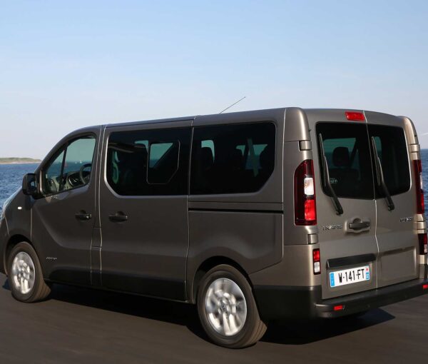 renault-trafic-idvtravels